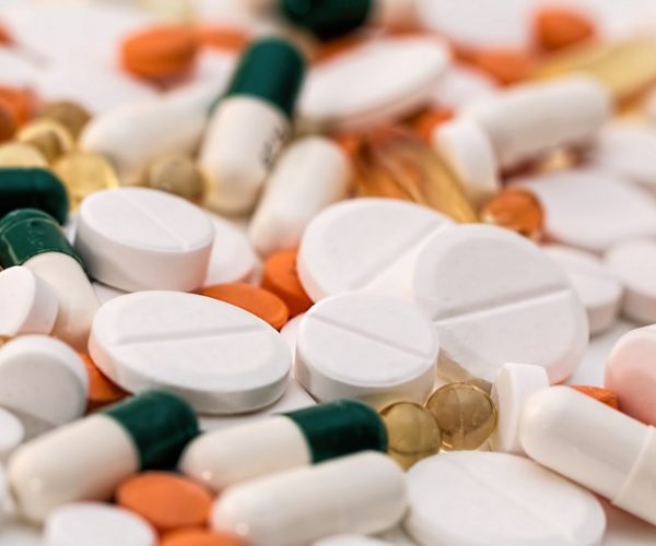 pharmaceutical sector French to English translation services